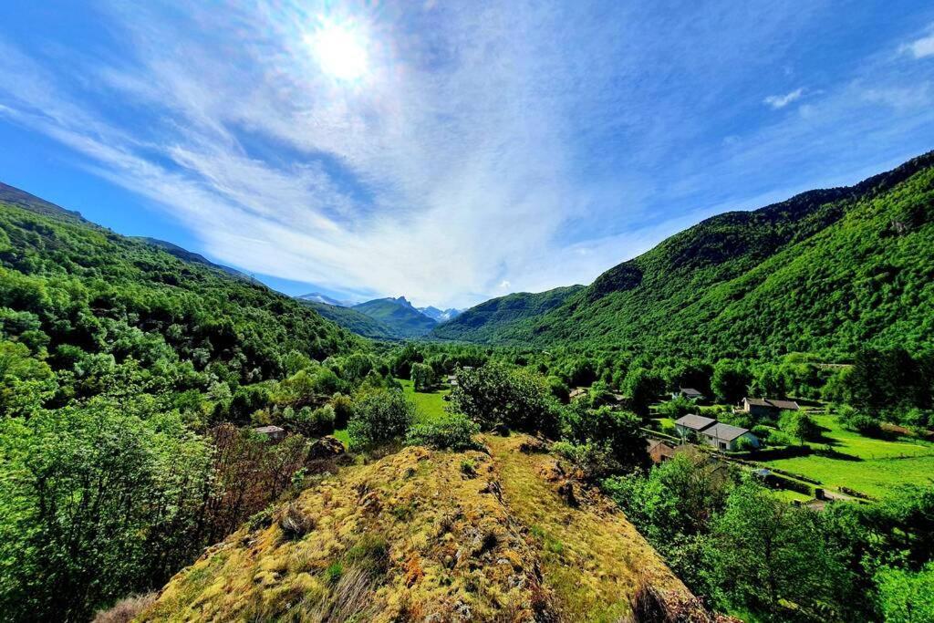 Maison au cœur des Pyrénées Perles-et-Castelet Exterior foto